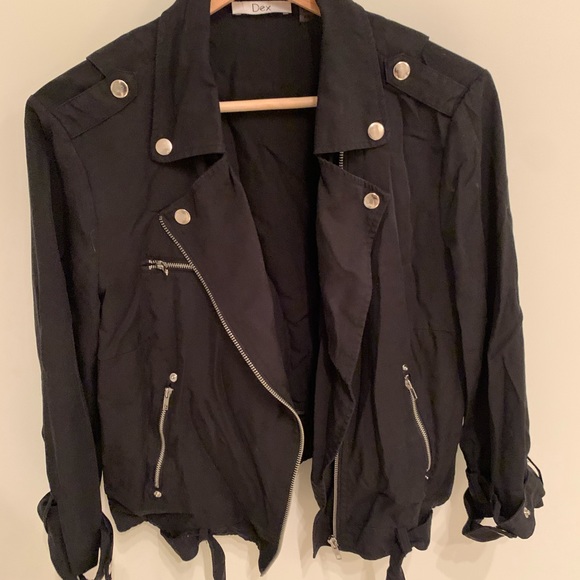 Blazer - Picture 1 of 2